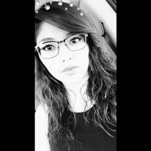 Meet your Posher, Simonè